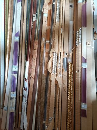 Cese negocio: Molduras y cartón pluma