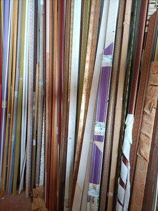 Cese negocio: Molduras y cartón pluma