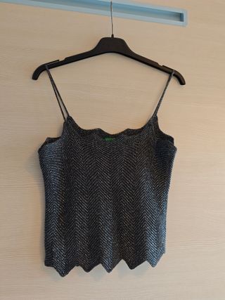 Top tirantes Benetton plateado talla S - Nuevo