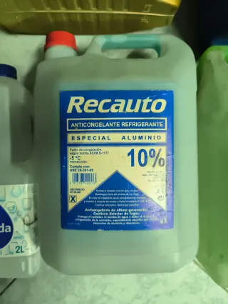 Aceite Castrol EDGE 5W-40 y anticongelantes