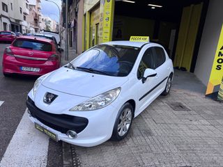 Peugeot 207 2008 automático 80,000km