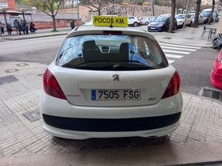 Peugeot 207 2008 automático 80,000km