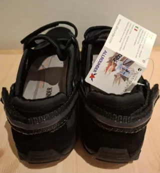 Zapatillas ALLROUNDER negras