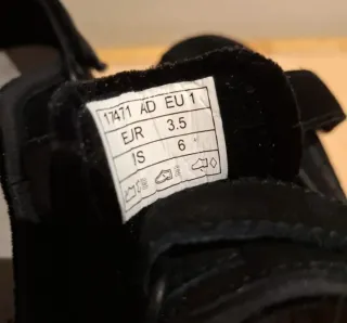 Zapatillas ALLROUNDER negras