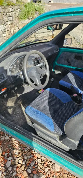 Peugeot 106
