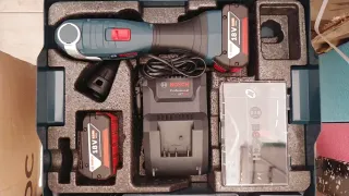 Multiherramienta Bosch 18V + Accesorios