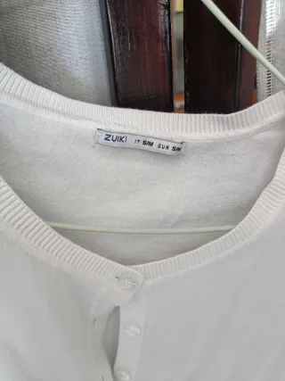 4 articoli 3 giacchine maglina più una gonna