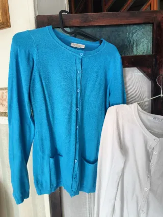 4 articoli 3 giacchine maglina più una gonna