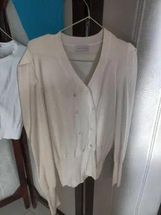 4 articoli 3 giacchine maglina più una gonna