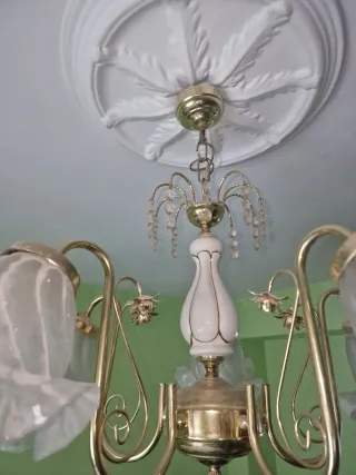 Lámpara araña cristal dorada