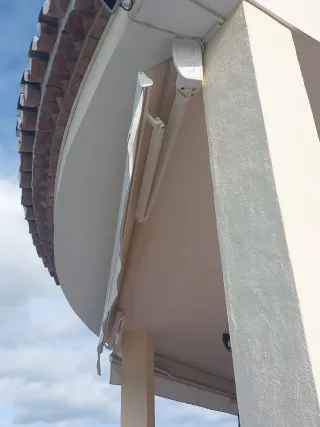 Tende Gaviota Beige/Bianco in vendita