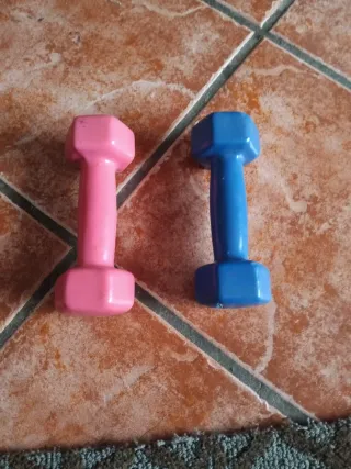 Pesas rosas y azules 2 kg