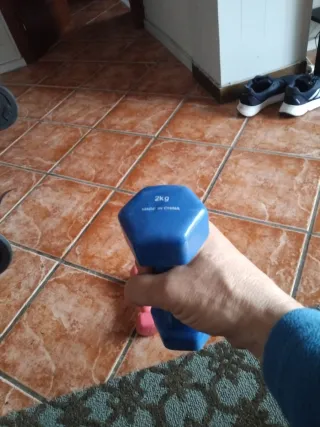 Pesas rosas y azules 2 kg