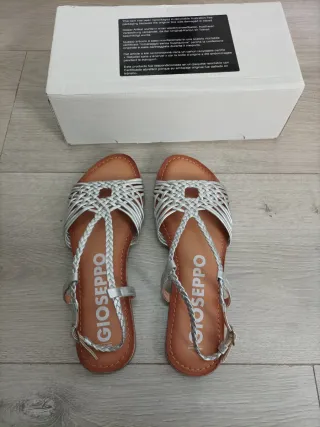 GIOSEPPO Sandalias Blancas De Piel con Tiras 41