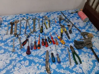 Lote de herramientas varias