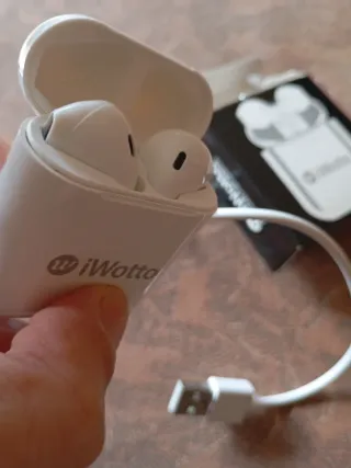 Cascos Inalámbricos iWotto Blancos