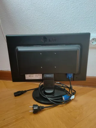 Monitor LG Negro 19 pulgadas