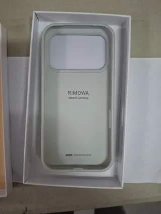 Funda iPhone 17 PRO RIMOWA