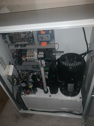 Salvaescaleras elevador con RAE actualizado y mant