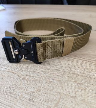 Cinturón Árido/Dorado Táctico Ceñidor