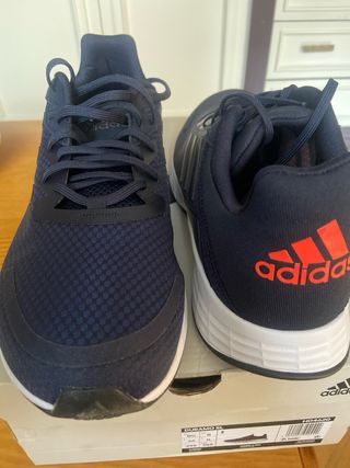 Zapatillas Adidas Azul y naranja (tirando a rojo)