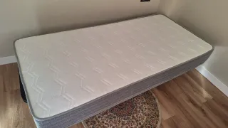 Base de cama, colchón y topper de 90 × 1,90 cm