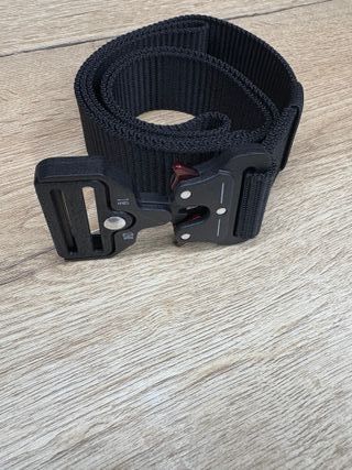 Cinturón táctico negro y rojo unisex de nailon