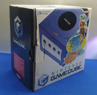 CONSOLA GAMECUBE COMPLETA + MEMORY CARD