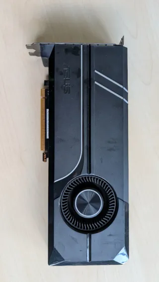 ASUS GTX 1080 Ti 11Gb averiada