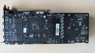 ASUS GTX 1080 Ti 11Gb averiada