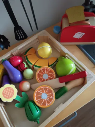 Cocinita Infantil IKEA con accesorios