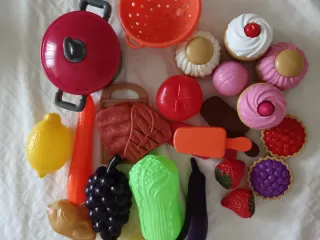 Cocinita Infantil IKEA con accesorios
