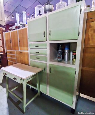 Mueble de cocina y mesa a juego vintage años 60