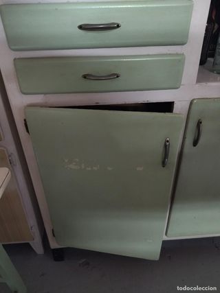 Mueble de cocina y mesa a juego vintage años 60