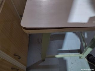Mueble de cocina y mesa a juego vintage años 60
