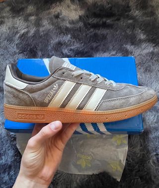 Adidas Handball Spezial grises y naranja