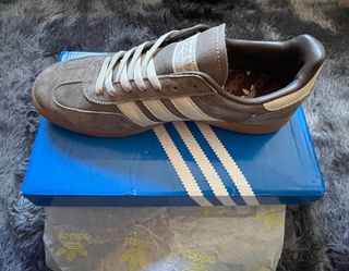 Adidas Handball Spezial grises y naranja