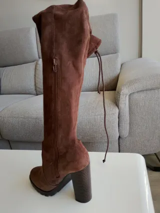 Botas altas marrones