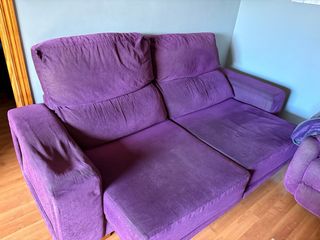 Sofá y sillón relax morado 75€ todo