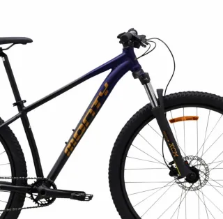 Bicicleta de montaña Monty KX11 en su caja