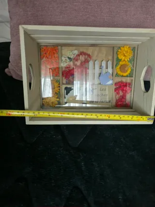 2 Bandejas de madera decoradas