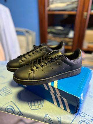 Adidas Stan Smith Negras Talla 43