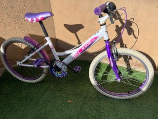 Bicicleta Infantil Niña Morada y Blanca