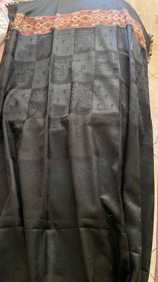 Sari Nero Oswal con Bordo Etnico - Nuovo