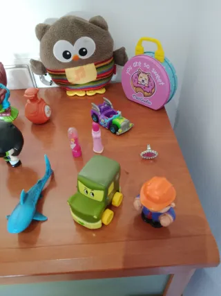 Lote de juguetes varios