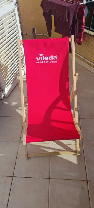 Tumbona de playa plegable y ajustable Roja