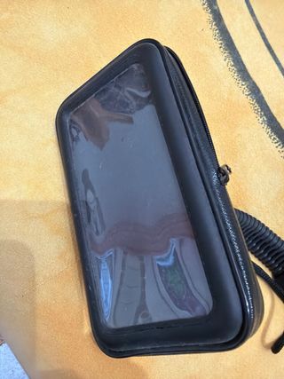 Soporte móvil moto impermeable sin usar