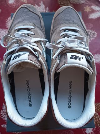 Zapatillas New Balance 373 Beige Talla 45