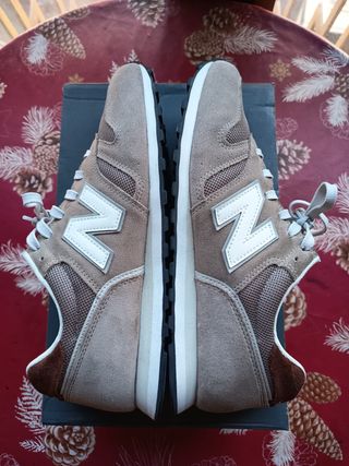 Zapatillas New Balance 373 Beige Talla 45