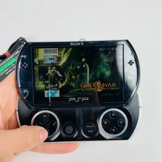 Sony PSP GO Nero (Raro) + giochi